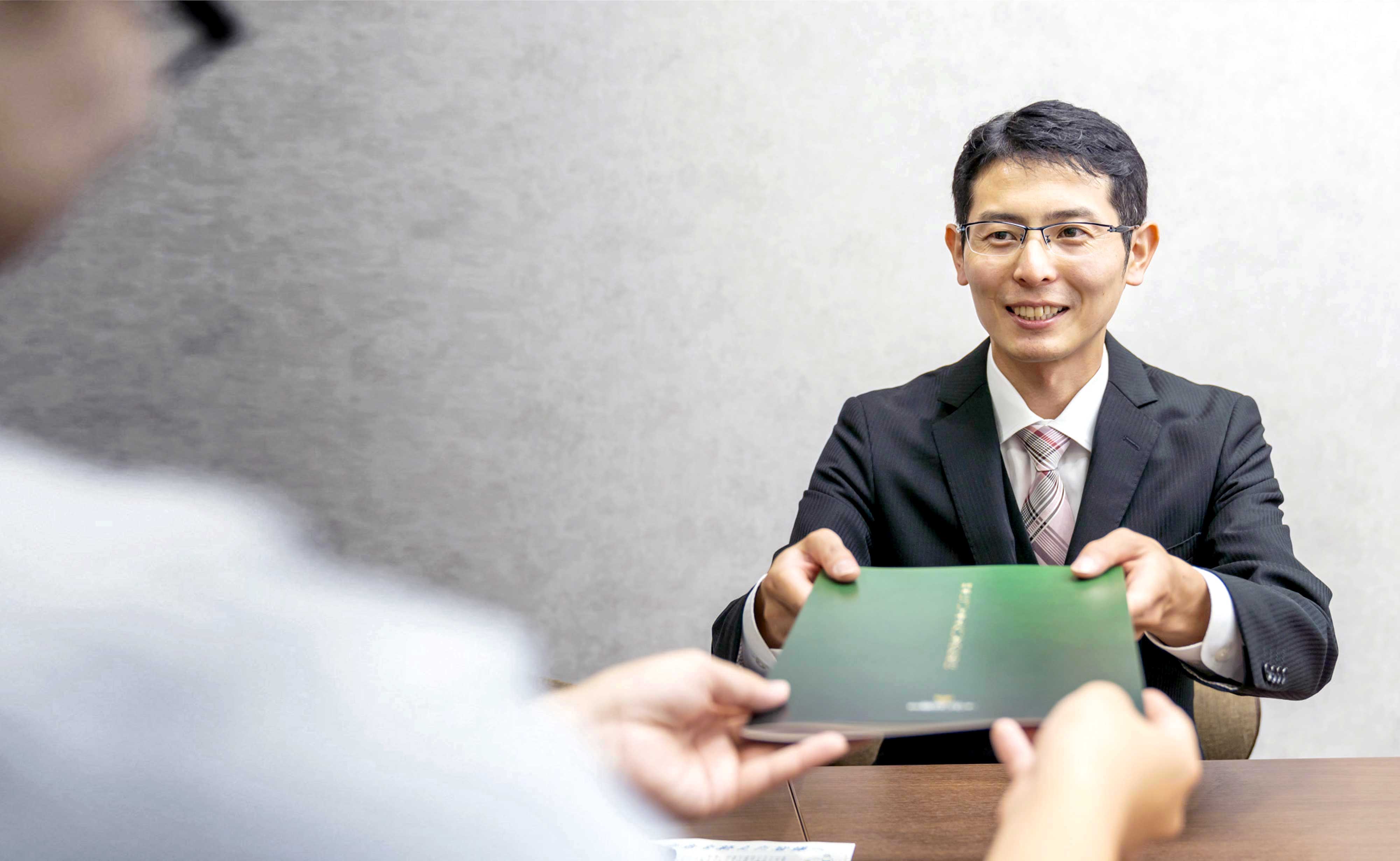 相続専門税理士・佐藤智春